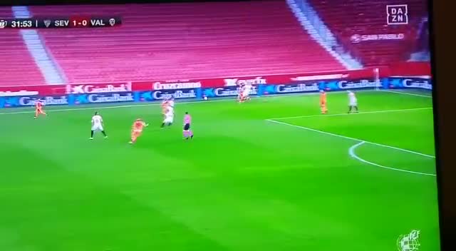 TheBuildupPlay - Sevilla playing strictly by the book