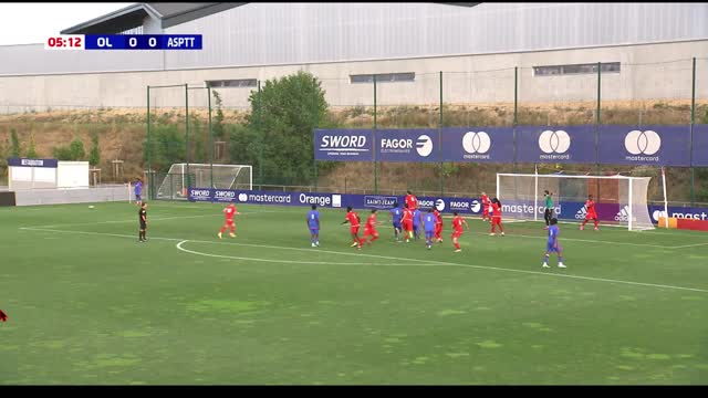 corner 1 pas en place