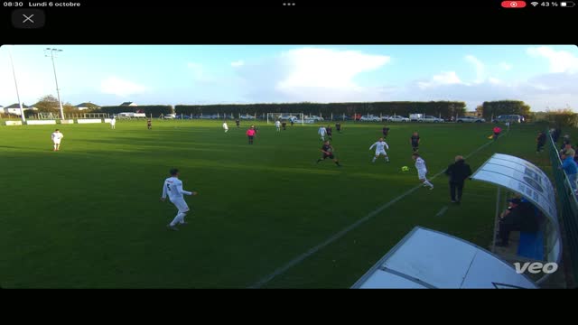 Attitude sur une touche / fc Thaon