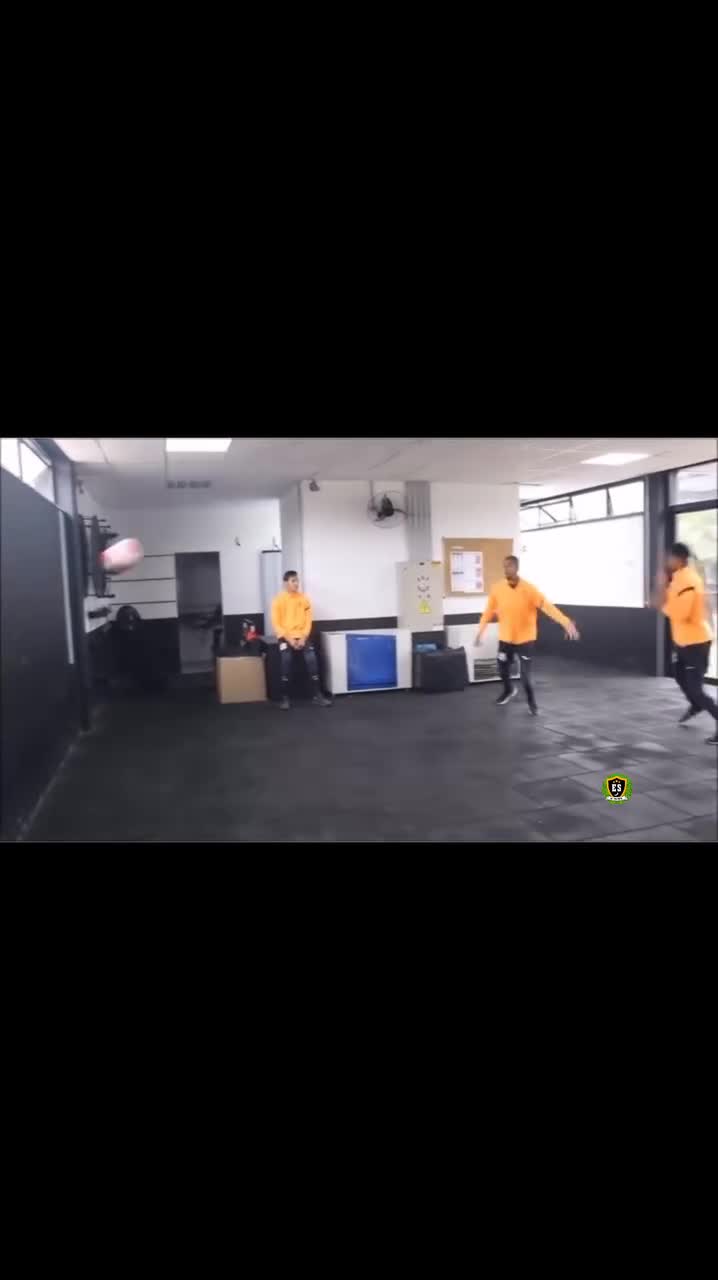 Prise  de balle (balle de tennis)